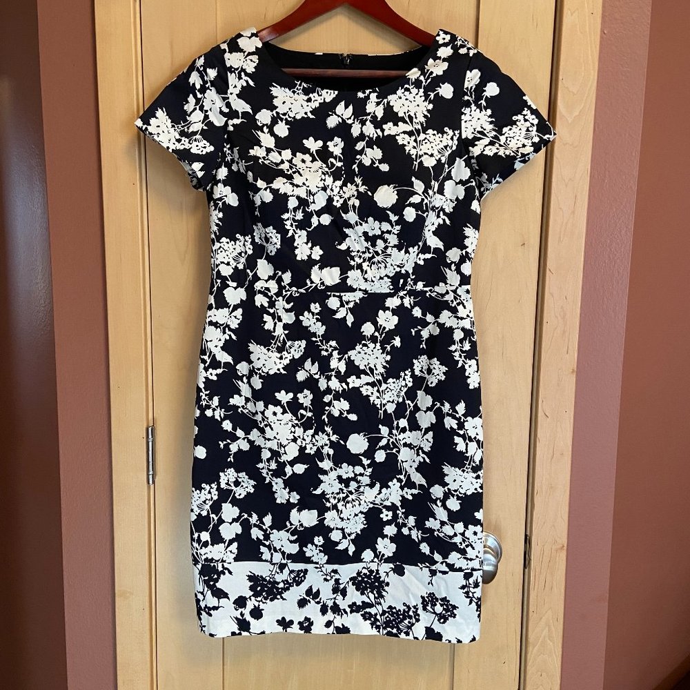 Talbots Black and White Floral Dress: Size 8P